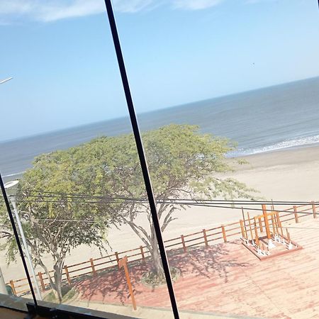 Hospedaje Restaurante El Hombre ปวยร์โต จิกามา ภายนอก รูปภาพ