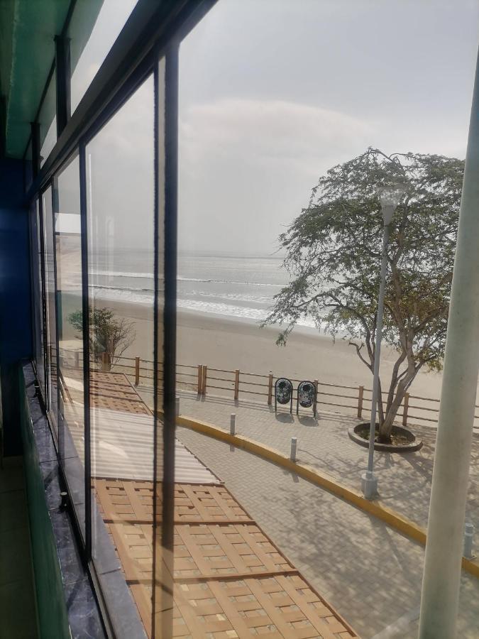 Hospedaje Restaurante El Hombre ปวยร์โต จิกามา ภายนอก รูปภาพ