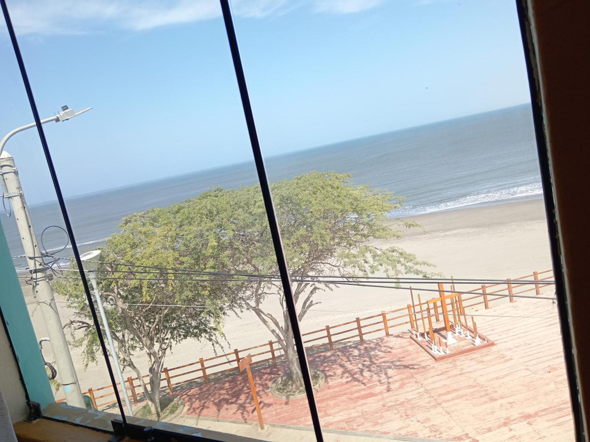 Hospedaje Restaurante El Hombre ปวยร์โต จิกามา ภายนอก รูปภาพ